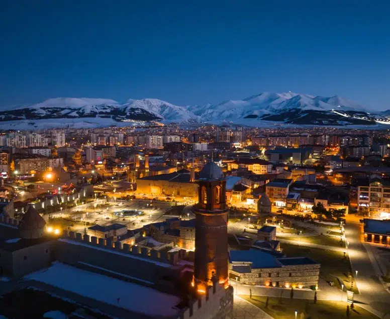 Tarih, sanat ve lezzet bir arada! Türkiye Kültür Yolu Festivali Erzurum'da