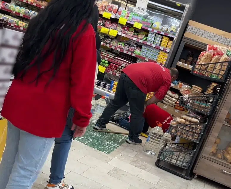 Hatay'da markette korku dolu anlar: Müşteriler kaçacak yer aradı