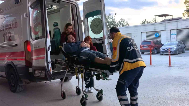 Alın teri kanla karıştı... 600 kiloluk demirin altında kaldı!