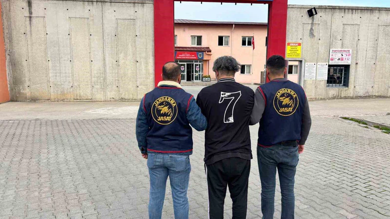 JASAT suç avına çıktı... Kırmızı bültenlik dosya, yeşil ilde kapandı!