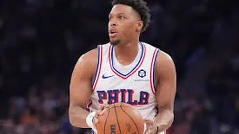 Toronto’da alkışlar Lowry için yükseldi, 76ers galibiyetle ayrıldı