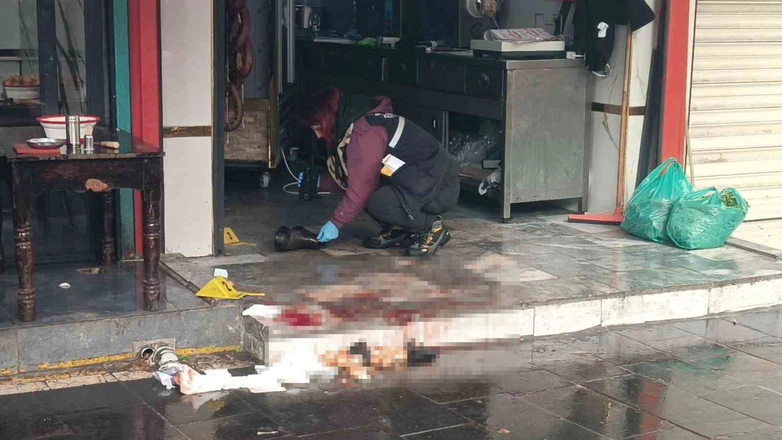 Ekmeğinin peşindeydi, kurşunların hedefi oldu... Sosyal medya fenomeni kasap, silahlı saldırıda vuruldu!