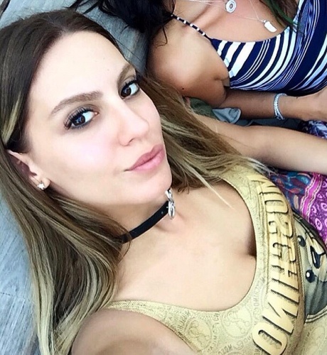 Dilay Korkmaz Instagram fotoğrafları ile adından söz ettiriyor 8