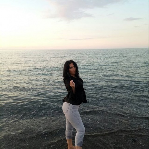 Fotoğrafları erkekleri büyülüyor! Sosyal medyanın yeni yıldızı... 16