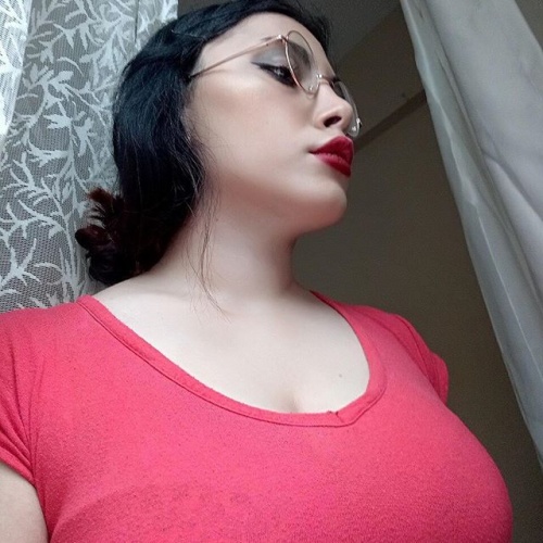 Fotoğrafları erkekleri büyülüyor! Sosyal medyanın yeni yıldızı... 31