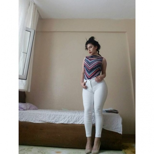 Fotoğrafları erkekleri büyülüyor! Sosyal medyanın yeni yıldızı... 43