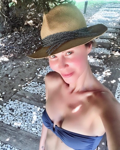 Demet Şener fotoğrafları 4