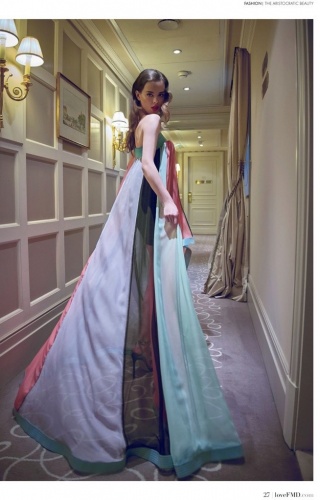 Elif Aksu fotoğrafları 8