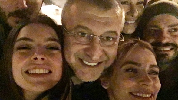 Melis Sezen fotoğrafları 240