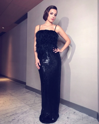 İrem Sak fotoğrafları 101