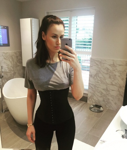 Obi Mikel'in eşi sosyal medyayı salladı! Olga Allegra Diyachenko fotoğrafları 11