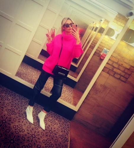 Obi Mikel'in eşi sosyal medyayı salladı! Olga Allegra Diyachenko fotoğrafları 46