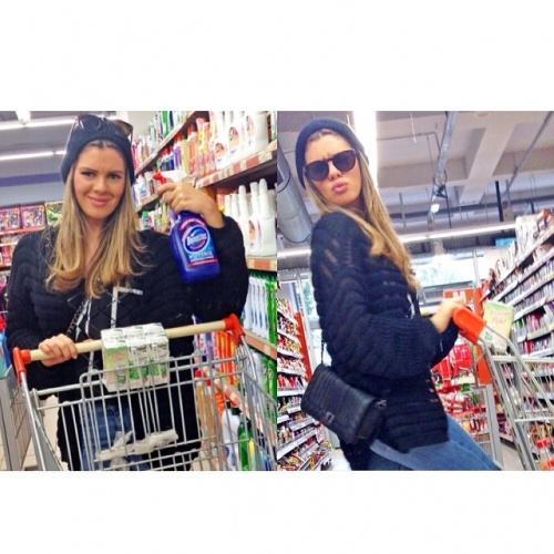 Merve Dinçkol fotoğrafları, estetiksiz hali 25