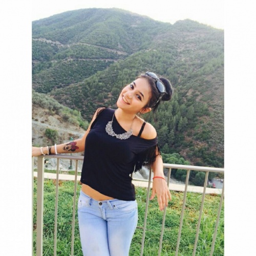 Mina Urtekin fotoğrafları 8