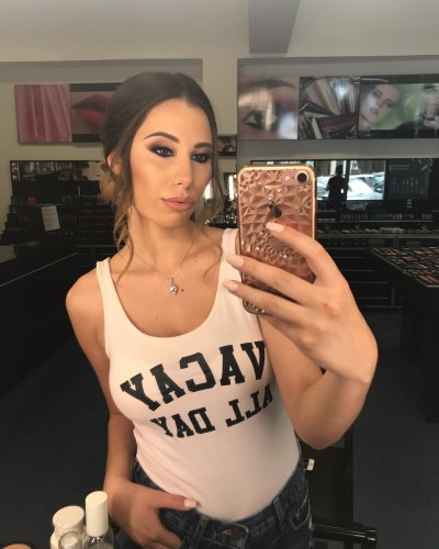 Todor Nedelev'in sevgilisi sosyal Anita Terziyska Instagram'ı salladı 48