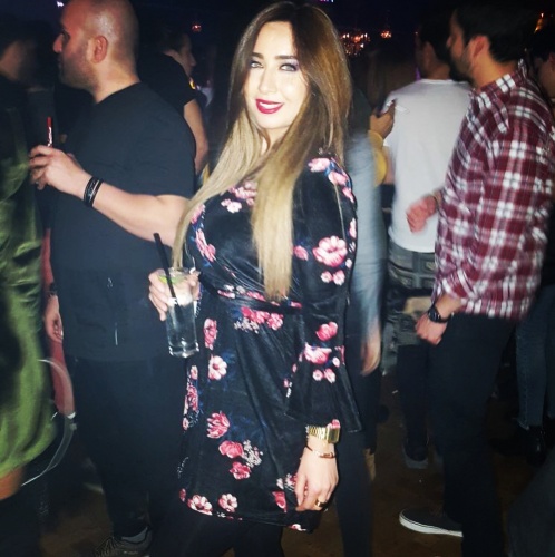 Kuaförüm Sensin Feride Huseyinova 42