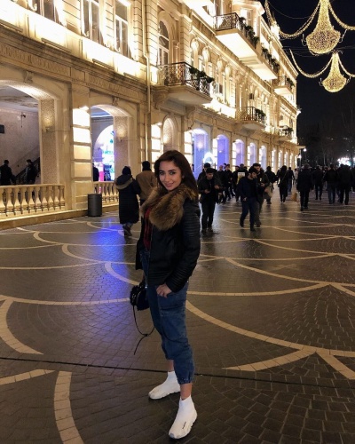 Kuaförüm Sensin Feride Huseyinova 35