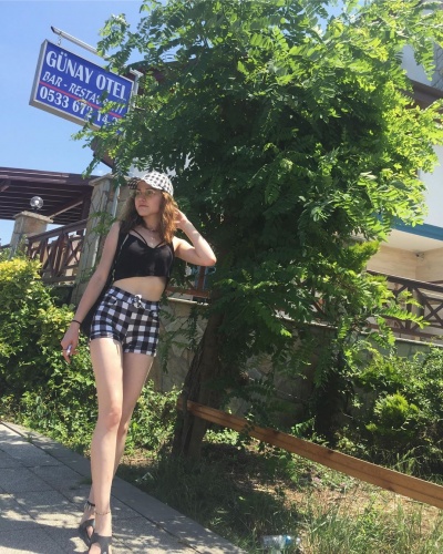 Kuaförüm Sensin Bersu Üstündağ 132