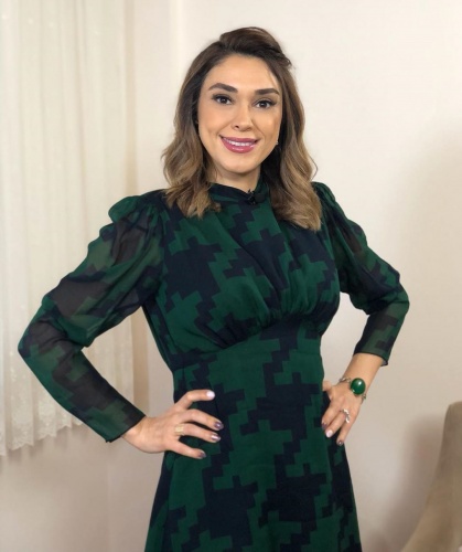 Zuhal Topal'ın yarışmada giydiği kıyafetler sosyal medyayı salladı 366