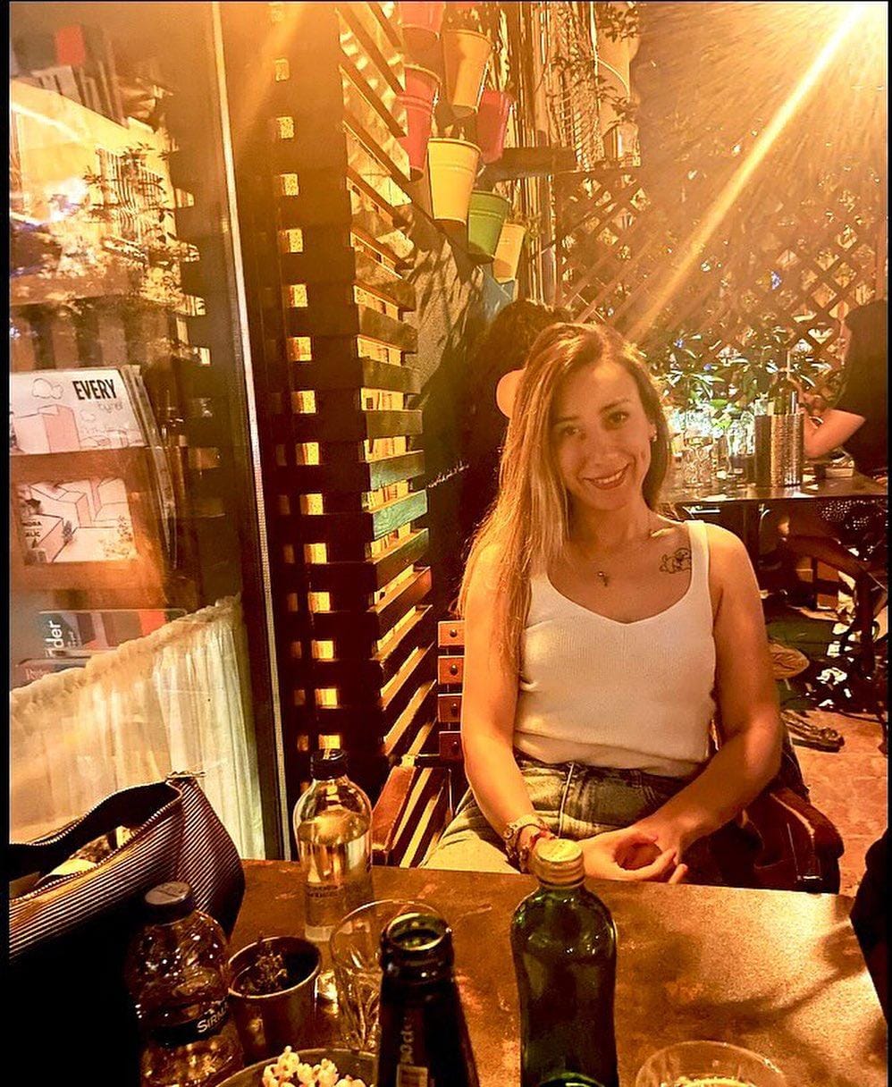 Konuşanlar Öyküm Aktaş (102. bölüm) fotoğrafları bomba! 7