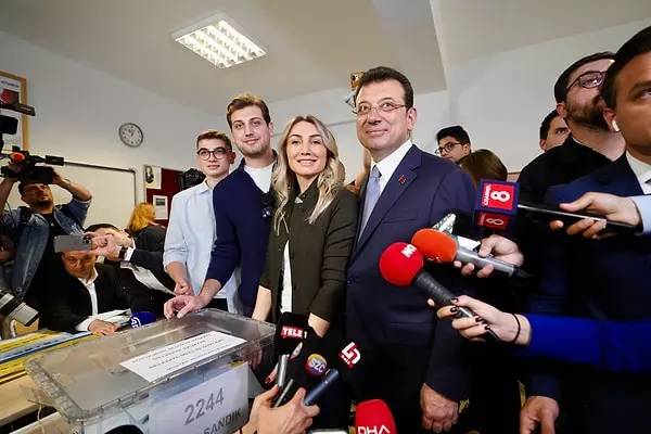 Ekrem İmamoğlu’nun oğlu Mehmet Selim İmamoğlu kaç yaşında, nerede okuyor? Tüm detaylar 8