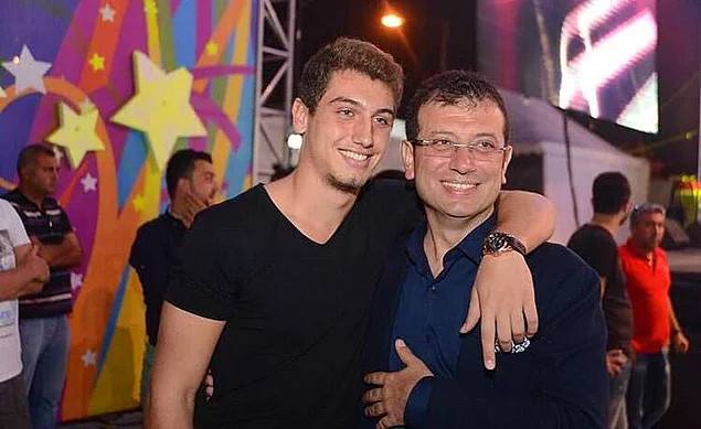 Ekrem İmamoğlu’nun oğlu Mehmet Selim İmamoğlu kaç yaşında, nerede okuyor? Tüm detaylar 4
