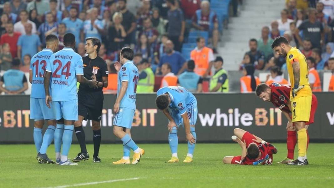 Trabzonspor'dan bir transfer bombası daha geliyor! Geri sayım başladı, imza yolda 4