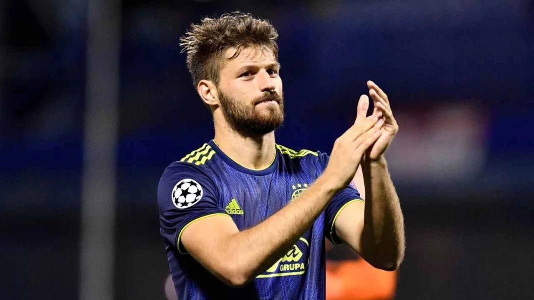 Trabzonspor'da hareketli saatler! 2 transfer bitmek üzere, sırada yenileri var... 9