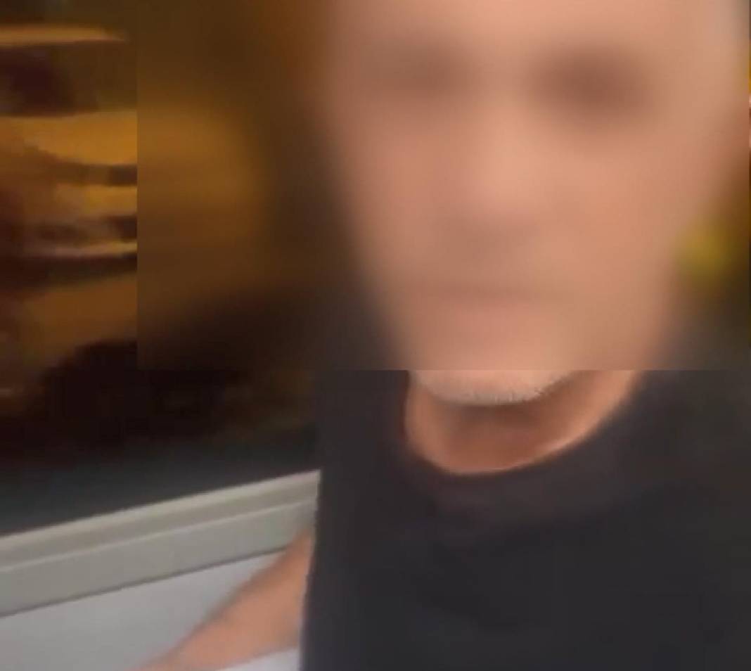 Otobüste gizlice kadının fotoğrafını çeken şüpheli yolcular tarafından yakalandı 5