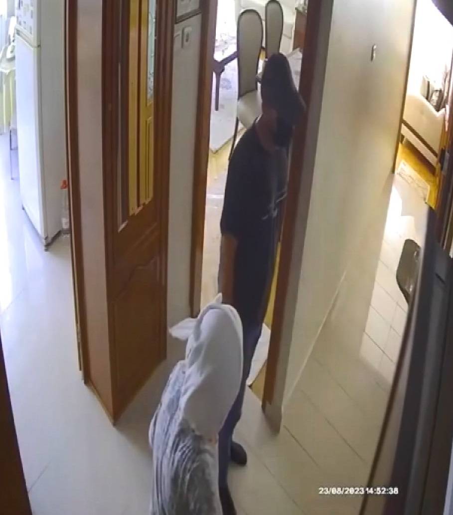 Ünlü teknik direktörün annesini dolandırdılar: Önce paraları verdi, sonra kolonya ikram etti 9