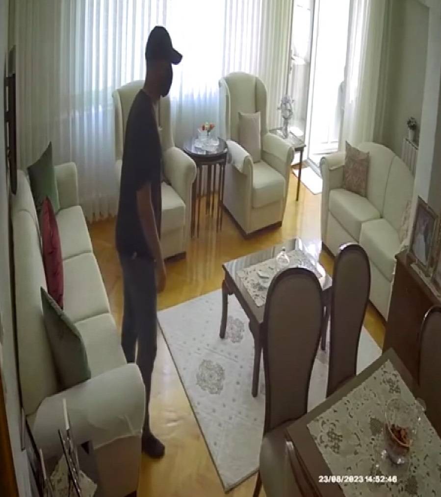 Ünlü teknik direktörün annesini dolandırdılar: Önce paraları verdi, sonra kolonya ikram etti 7