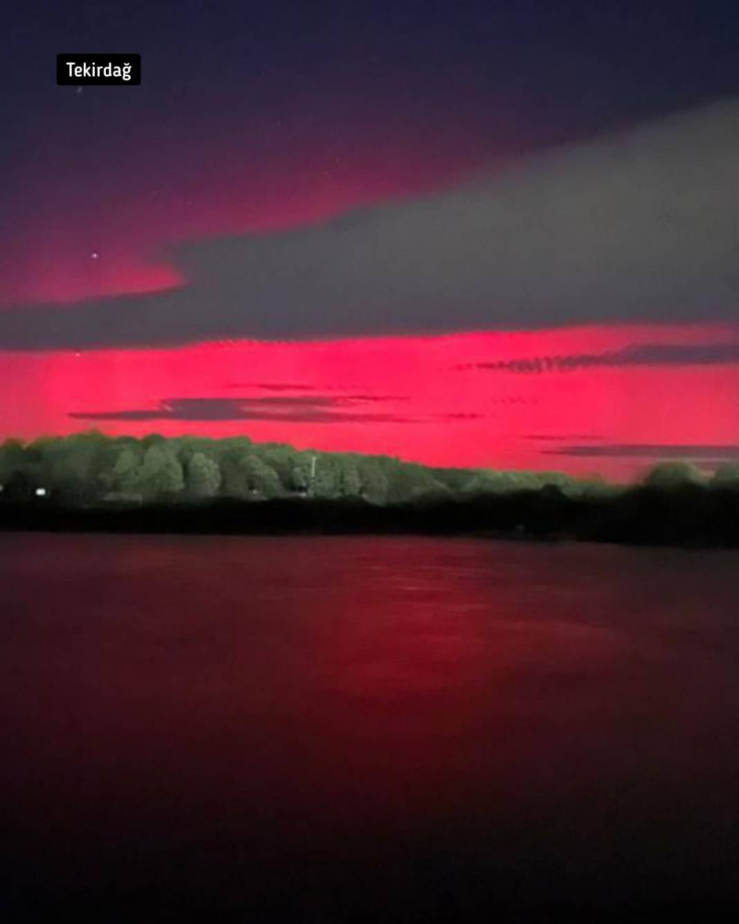 Avrupa’da tarihi gece! Türkiye dahil birçok ülkede Kuzey Işıkları görüldü 5