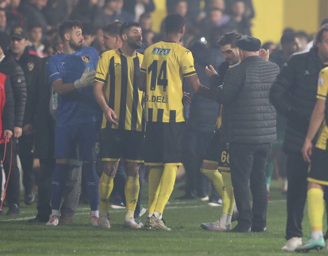 İstanbulspor-Trabzonspor maçı fotoğrafları 5