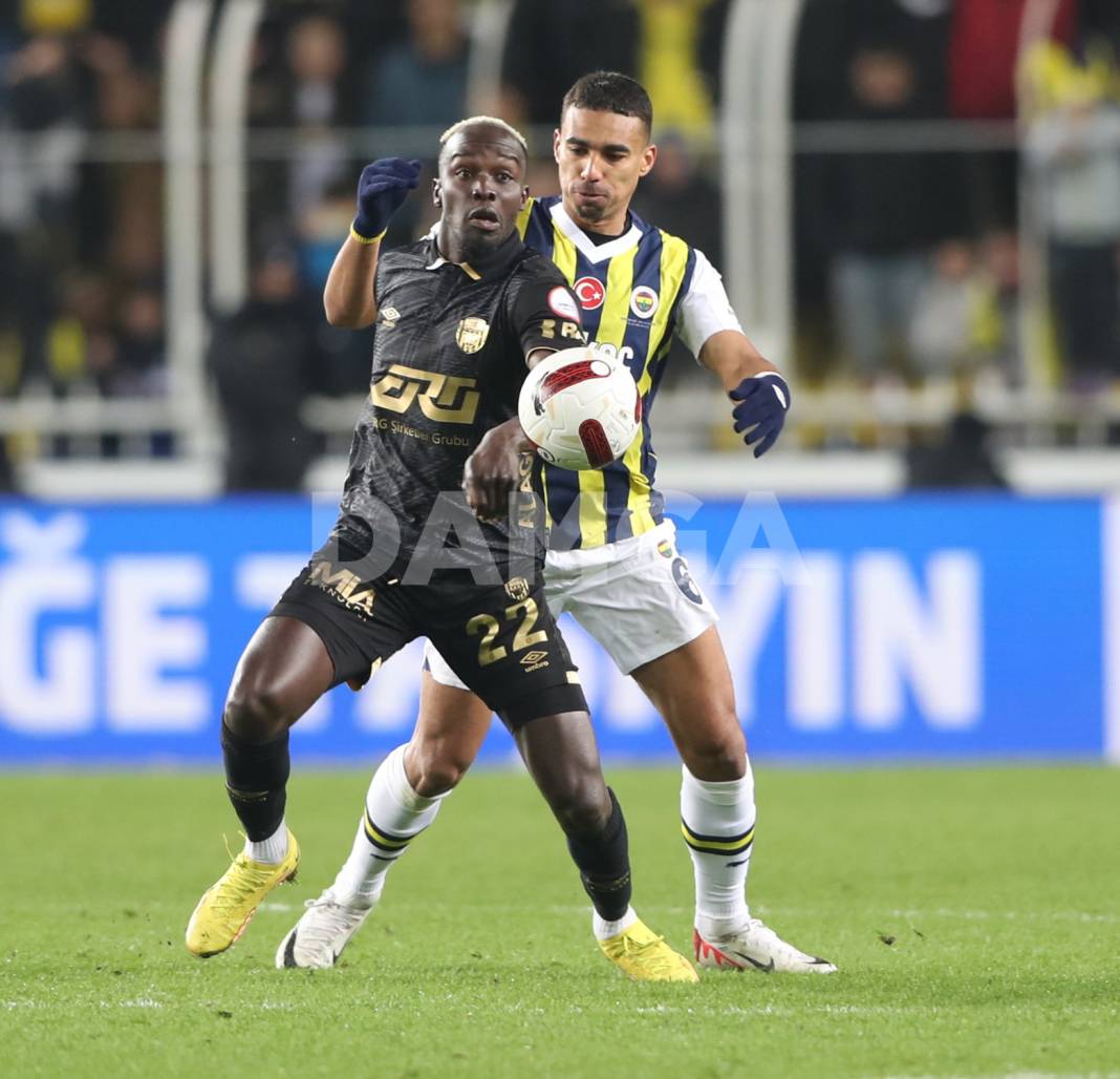 Lider evinde hata yapmadı, haftayı kayıpsız kapattı! 20