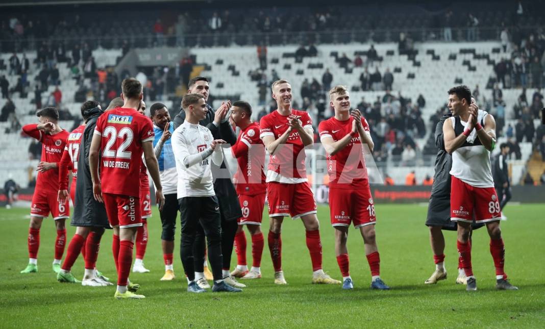 Beşiktaş sahasında kaybetti 1