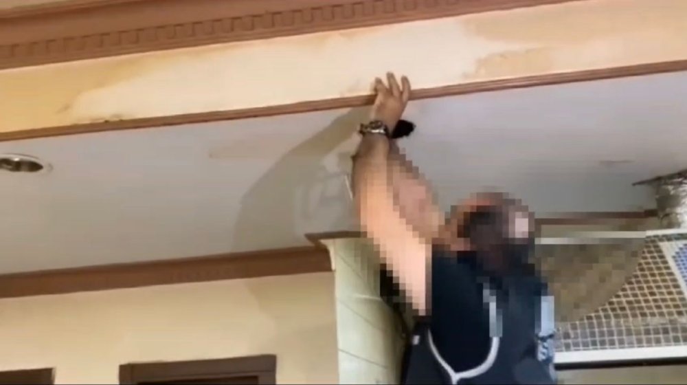 Bir evde tespit edildi: Ev içerisinde farklı noktalara gizlenmiş