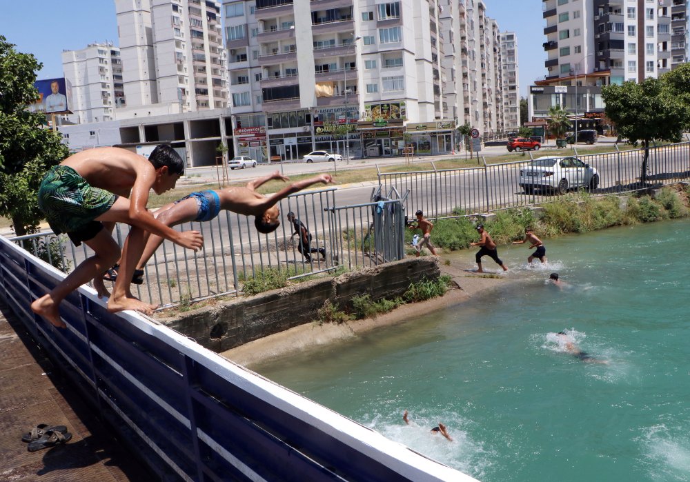Adana'da termometreler 47 dereceyi gösterdi