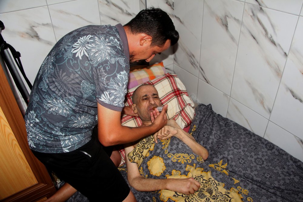 Sözün bittiği yer: Babasını çöp evde yalnız buldu, annesini suçladı