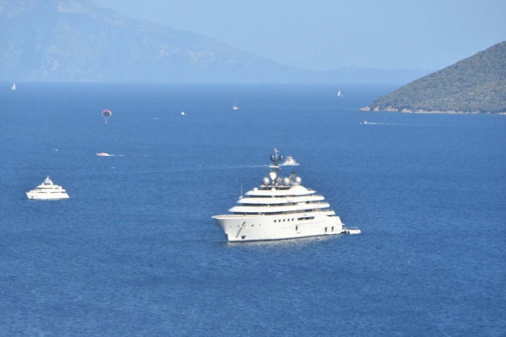 Manchester City'nin sahibi Şeyh Mansur'un yatı Bodrum'da