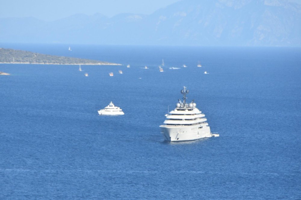 Manchester City'nin sahibi Şeyh Mansur'un yatı Bodrum'da