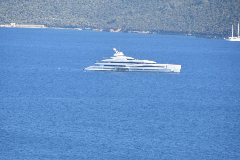 Manchester City'nin sahibi Şeyh Mansur'un yatı Bodrum'da