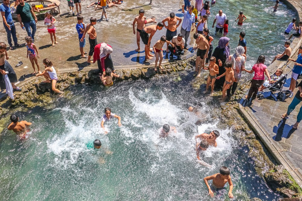 Sıcak bunalttı: Termometreler 47’yi gösterdi