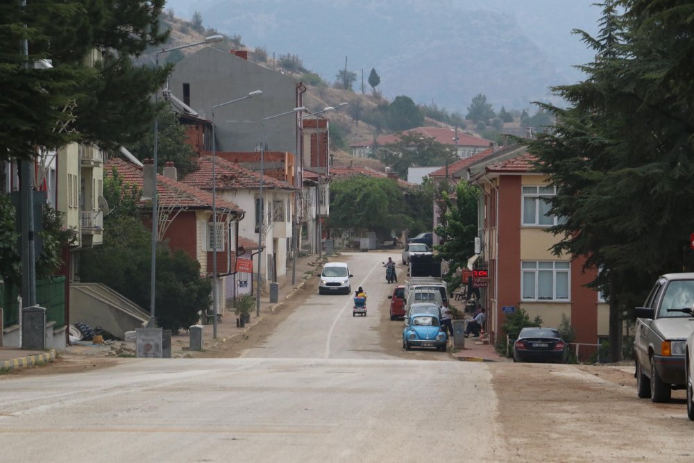 Türkiye'nin en sıcak ilçesinde sokaklar boşaldı: 'Cehennem sıcağı gibi'