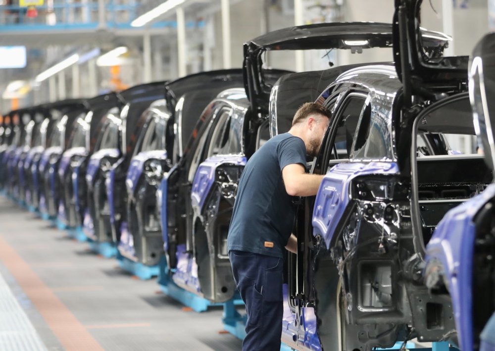 Bakanlar Togg fabrikasını ziyaret etti