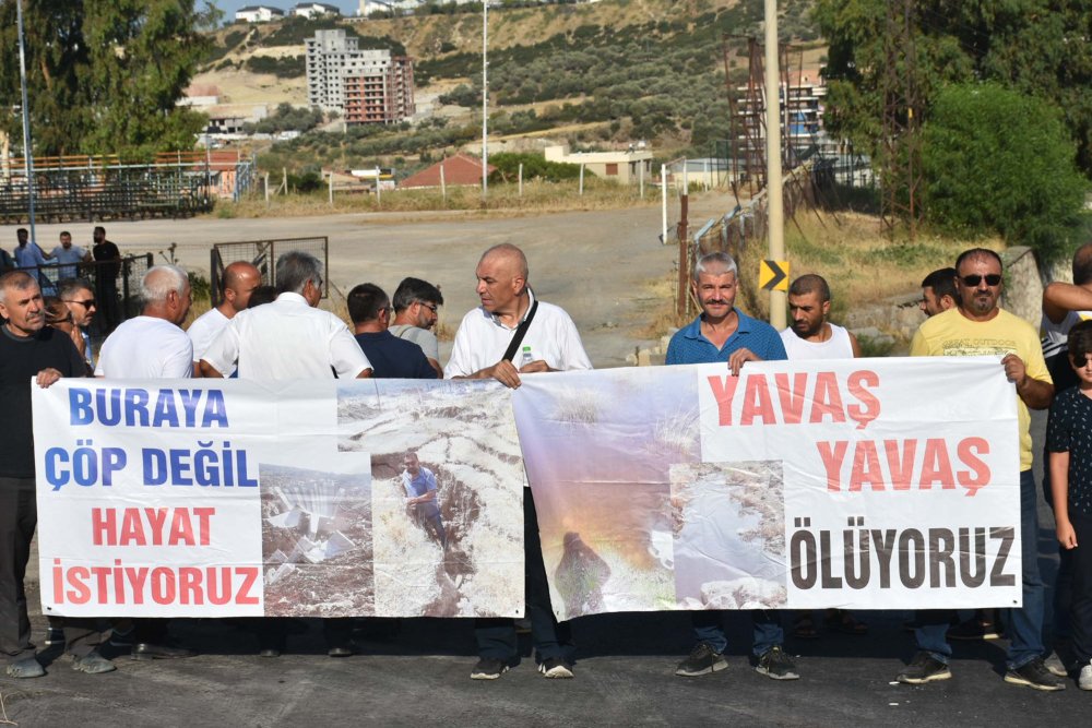 Bölge halkı yolu kapatıp eylem yaptı: 'Kararın uygulanmasını istiyoruz'