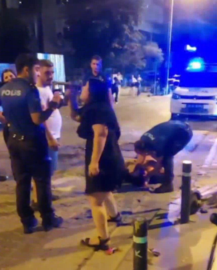 Eğlence mekanında olay çıktı! Taraflar güçlükle ayrıldı