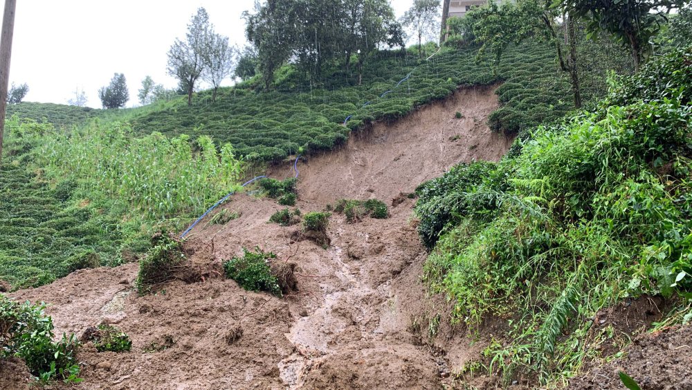 İli sağanak vurdu: 1 ev yıkıldı, 8 ev boşaltıldı