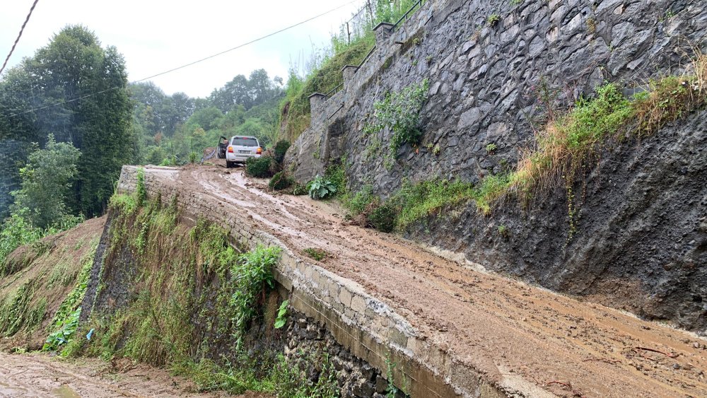 İli sağanak vurdu: 1 ev yıkıldı, 8 ev boşaltıldı