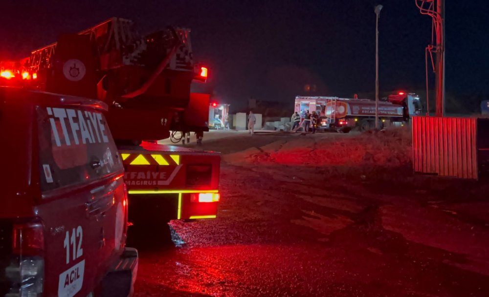 Asfalt eritme tankında yangın: Yaralılar var