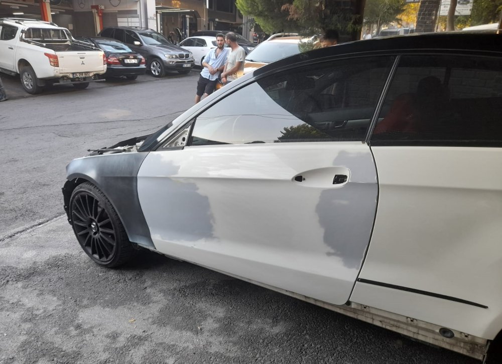 Servisteki hasarlı otomobiline gelen cezayla neye uğradığını şaşırdı: Başka bir ilde trafik cezası kesilmiş